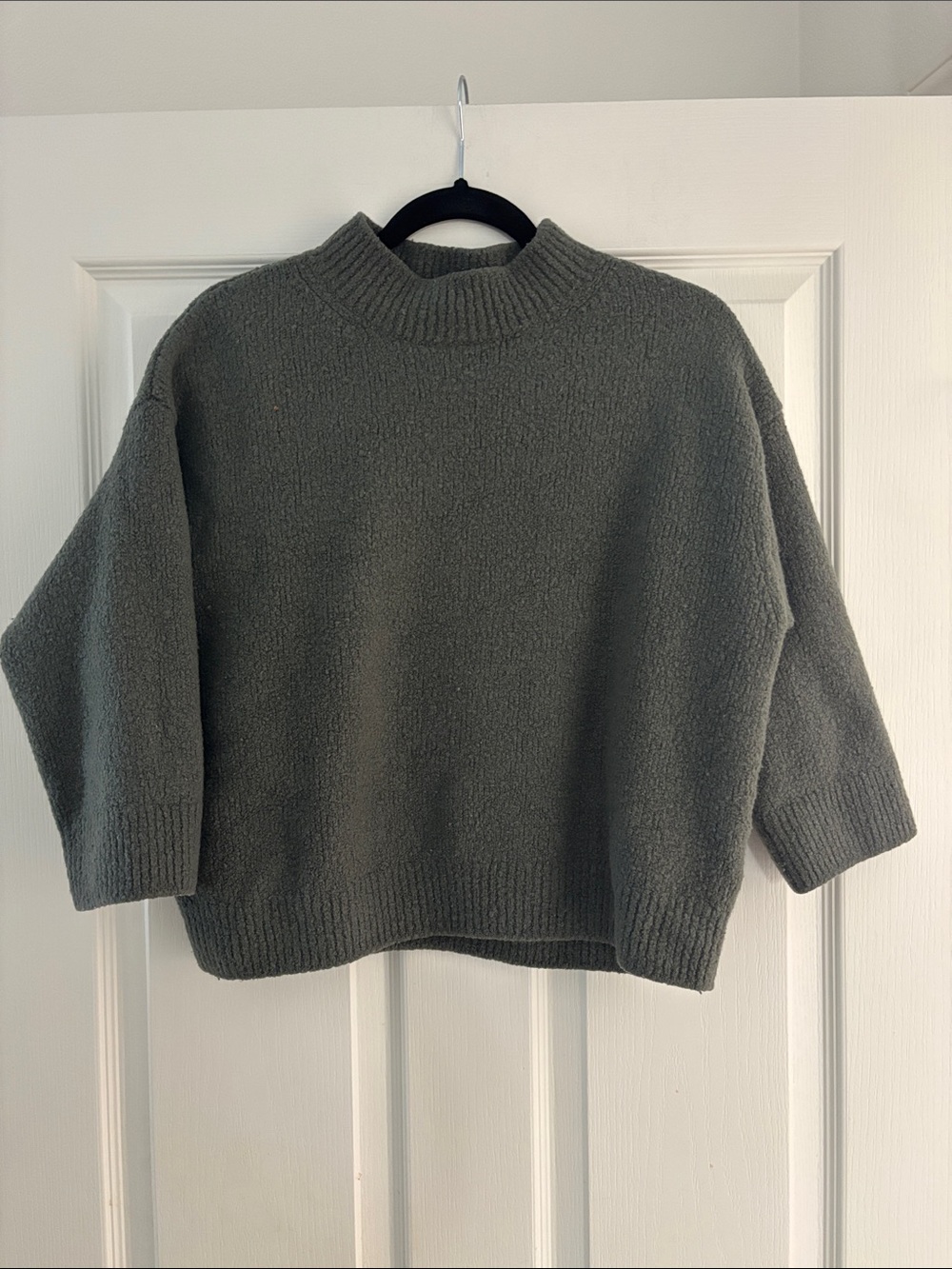 Vince Boxy Pullover Crew Italian Wool Sweater-Frog  Sz S
